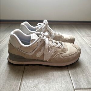 New Balance Women's Sneakers
